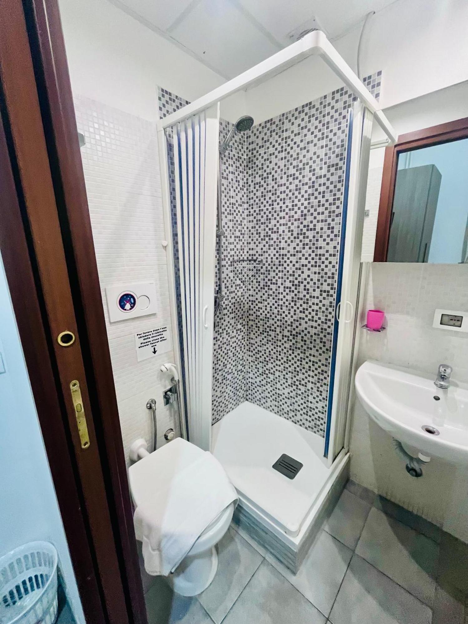 Grandis Rooms Rom Exterior foto
